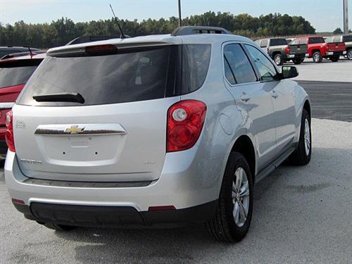 Chevrolet Equinox 2011 photo 2
