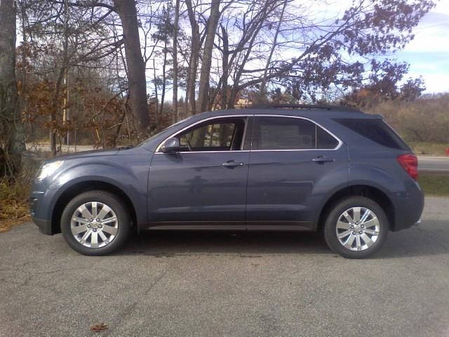 Chevrolet Equinox 2011 photo 2