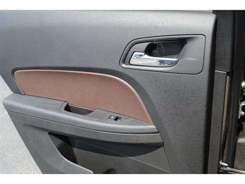 Chevrolet Equinox 2011 photo 2