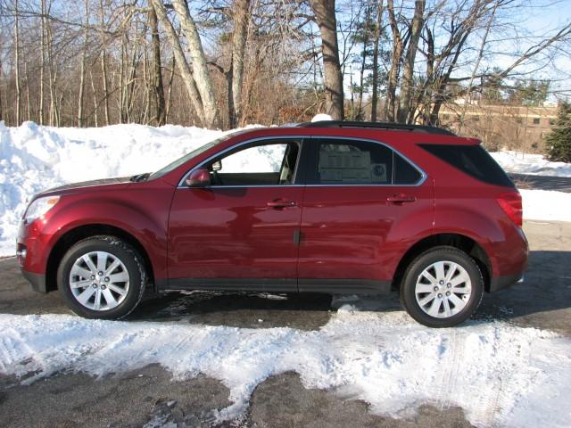 Chevrolet Equinox 2011 photo 2