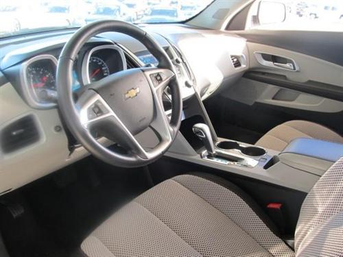 Chevrolet Equinox 2011 photo 2