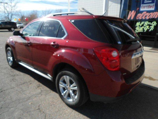 Chevrolet Equinox 2011 photo 2