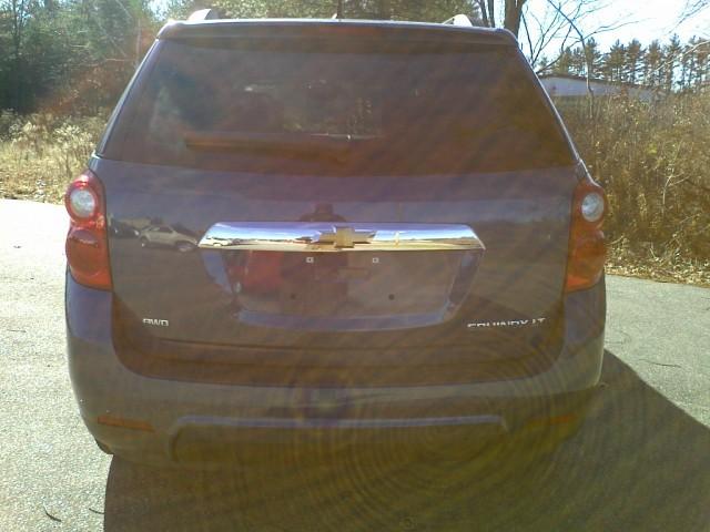 Chevrolet Equinox 2011 photo 3