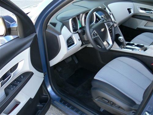Chevrolet Equinox 2011 photo 3