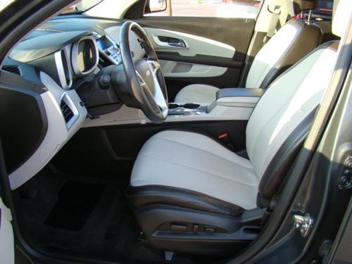 Chevrolet Equinox 2011 photo 2