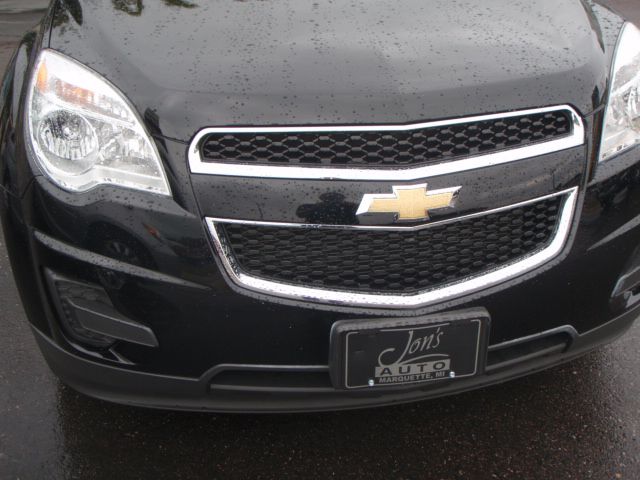 Chevrolet Equinox 2011 photo 2