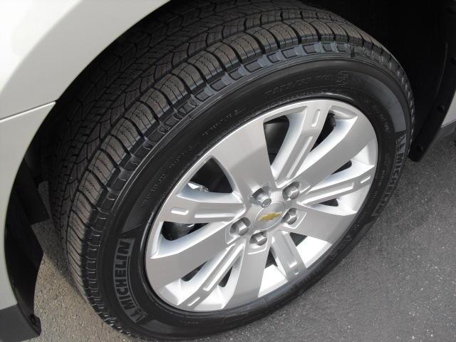 Chevrolet Equinox 2011 photo 4