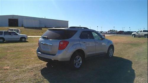 Chevrolet Equinox 2011 photo 2
