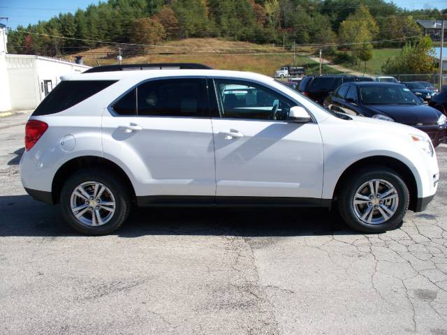 Chevrolet Equinox 2011 photo 3