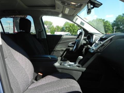 Chevrolet Equinox 2011 photo 2