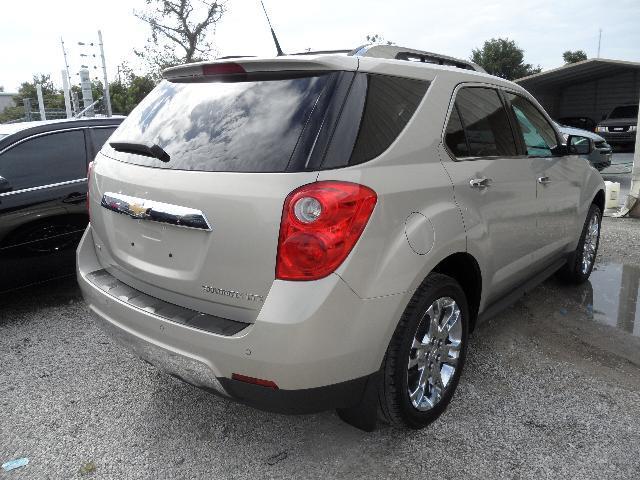 Chevrolet Equinox 2011 photo 1