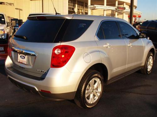 Chevrolet Equinox 2011 photo 2