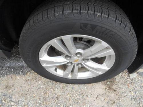 Chevrolet Equinox 2011 photo 2