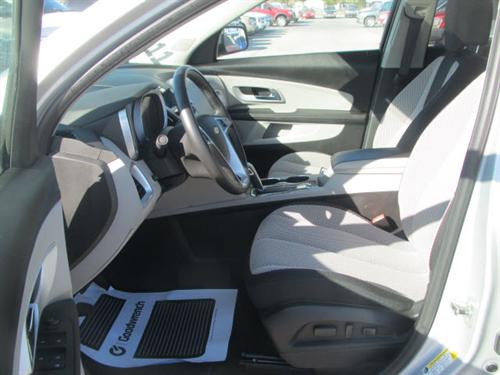 Chevrolet Equinox 2011 photo 3