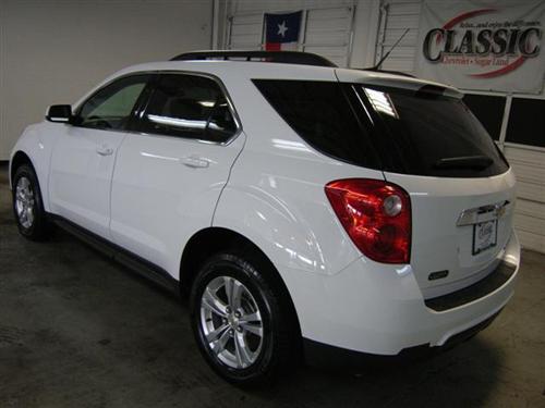 Chevrolet Equinox 2011 photo 2