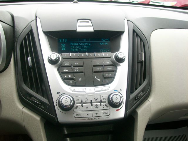 Chevrolet Equinox 2011 photo 6
