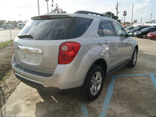 Chevrolet Equinox 2011 photo 2