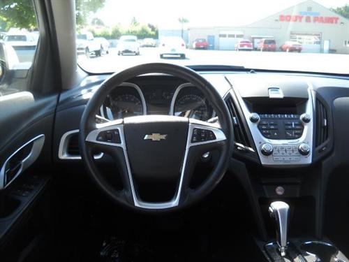 Chevrolet Equinox 2011 photo 3