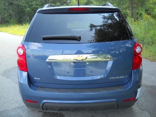 Chevrolet Equinox 2011 photo 3