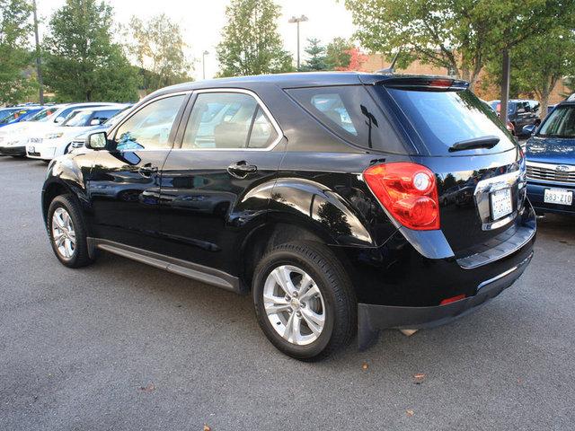 Chevrolet Equinox 2011 photo 2