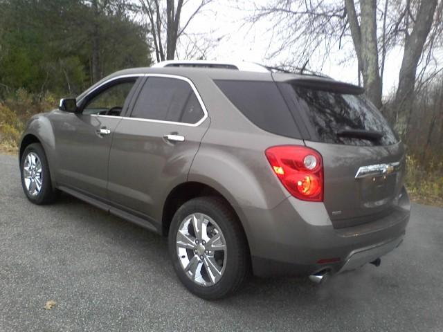 Chevrolet Equinox 2011 photo 2