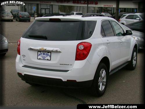 Chevrolet Equinox 2011 photo 2