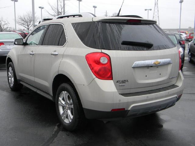 Chevrolet Equinox 2011 photo 4