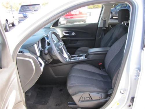 Chevrolet Equinox 2011 photo 2