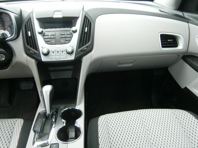Chevrolet Equinox 2011 photo 8