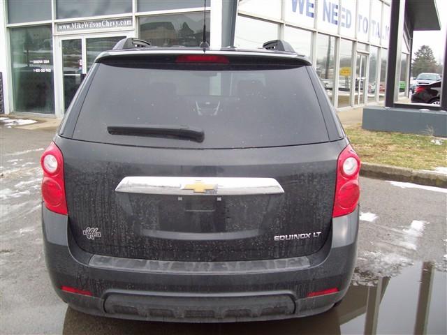 Chevrolet Equinox 2011 photo 3