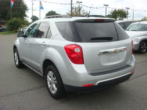 Chevrolet Equinox 2011 photo 2