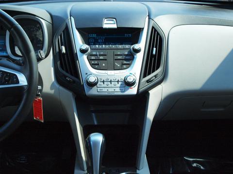 Chevrolet Equinox 4dr Sdn I4 CVT 2.5 Other