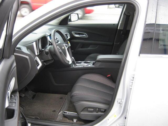 Chevrolet Equinox 2011 photo 3