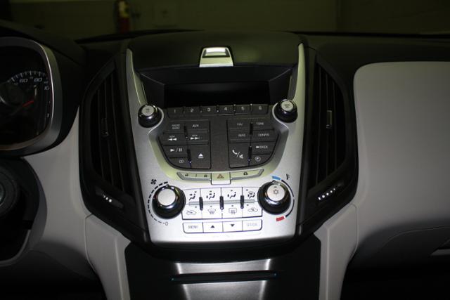 Chevrolet Equinox 2011 photo 13
