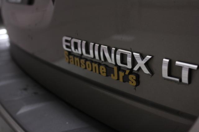 Chevrolet Equinox 2011 photo 4