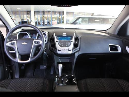 Chevrolet Equinox 2011 photo 2