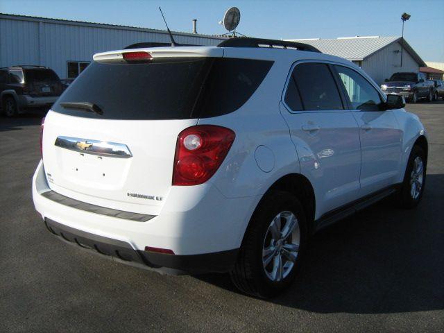 Chevrolet Equinox 2011 photo 2