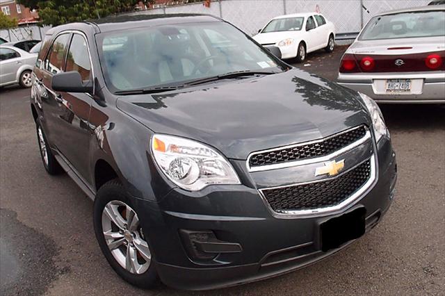 Chevrolet Equinox 2011 photo 2