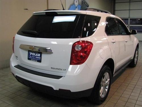 Chevrolet Equinox 2011 photo 2