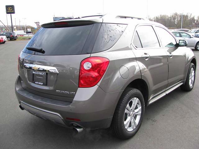 Chevrolet Equinox 2012 photo 2