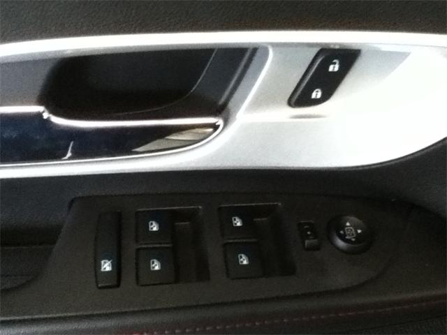 Chevrolet Equinox 2012 photo 2