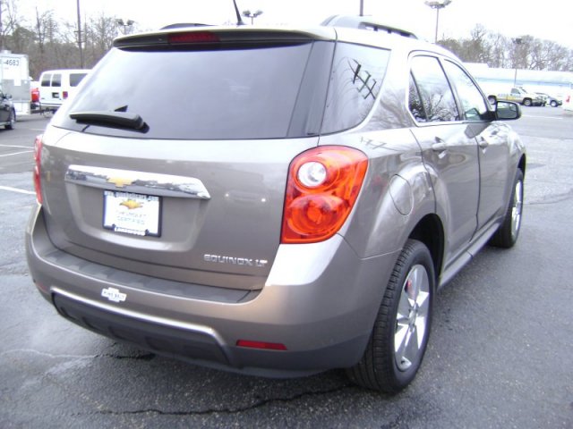 Chevrolet Equinox 2012 photo 3
