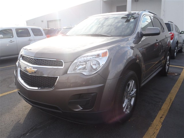 Chevrolet Equinox 2012 photo 2