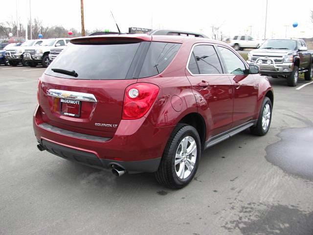 Chevrolet Equinox 2012 photo 2