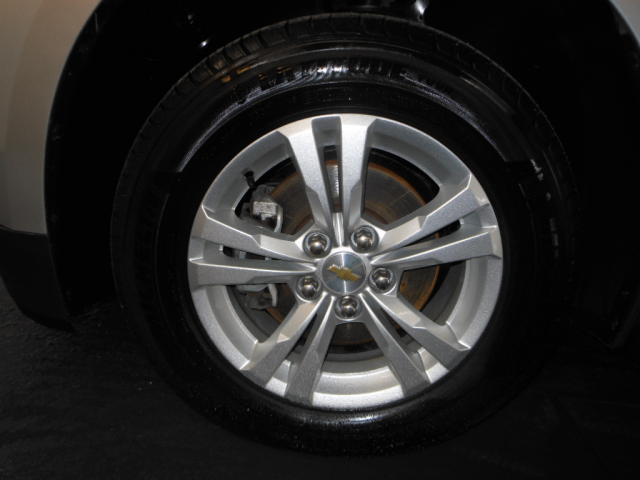 Chevrolet Equinox 2012 photo 3