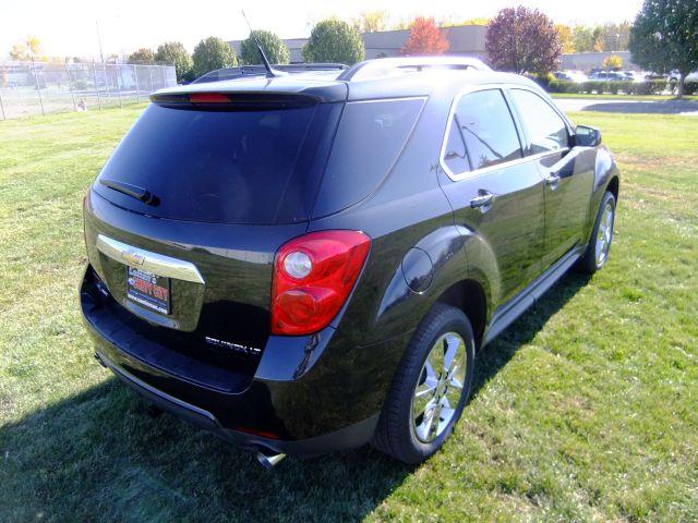 Chevrolet Equinox 2012 photo 2