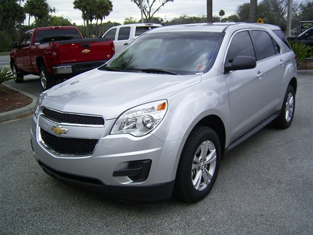Chevrolet Equinox 2012 photo 2