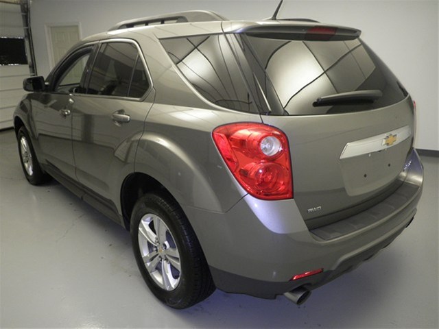 Chevrolet Equinox 2012 photo 2
