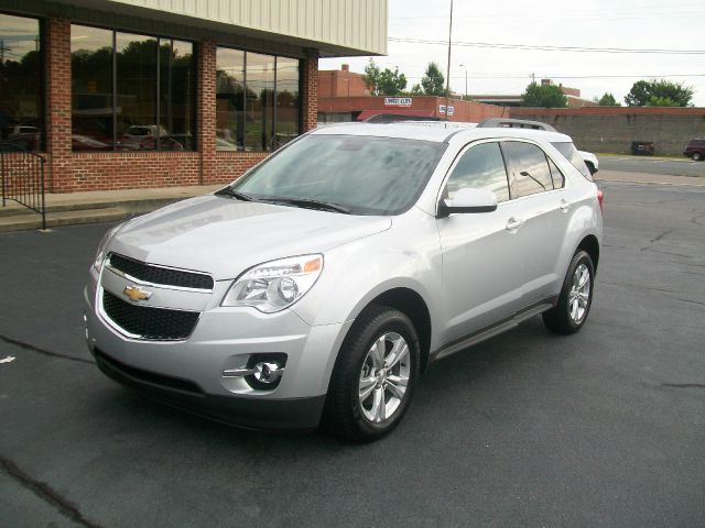 Chevrolet Equinox 4.6 V8 Luxury SUV