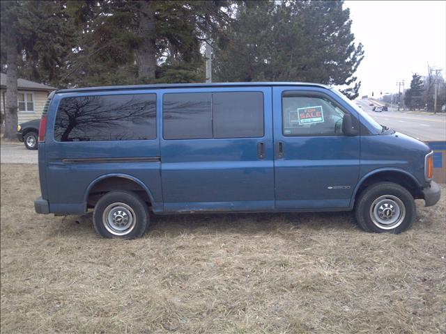 Chevrolet Express LS 4X4 Passenger Van